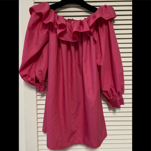 Dress size M - Picture 1 of 3